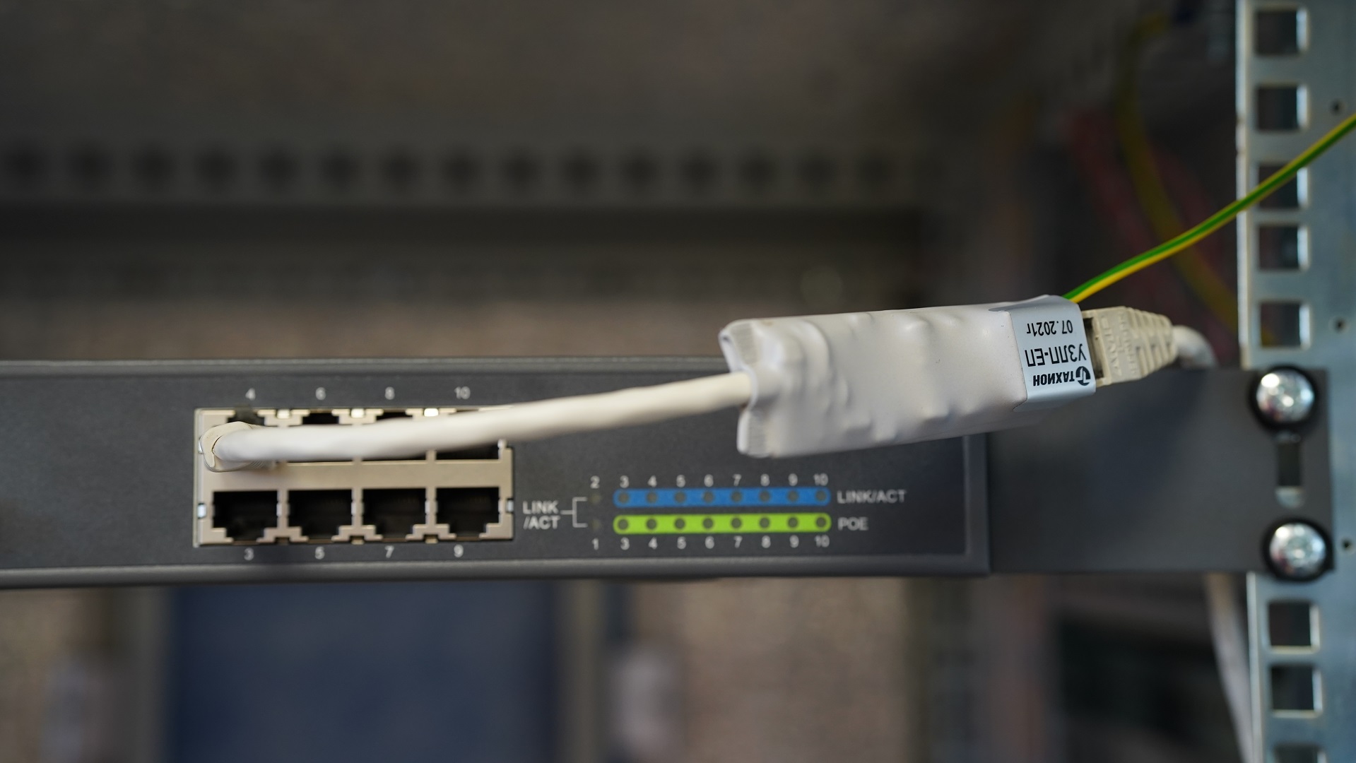 Устройство защиты портов в сети Ethernet c питанием РоЕ <br>УЗЛП-ЕП 25